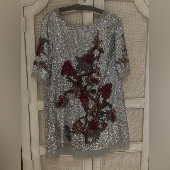 🩶Zara Silver Sequin L Floral Embroidered dress ASO Alexis Rose Schitts Creek - Picture 12 of 16